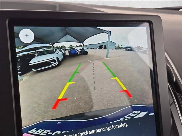 Used 2024 Ford Edge Titanium AWD/4WD image 11
