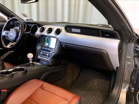 Used 2016 Ford Mustang GT Premium w/ Equipment Group 401A image 28