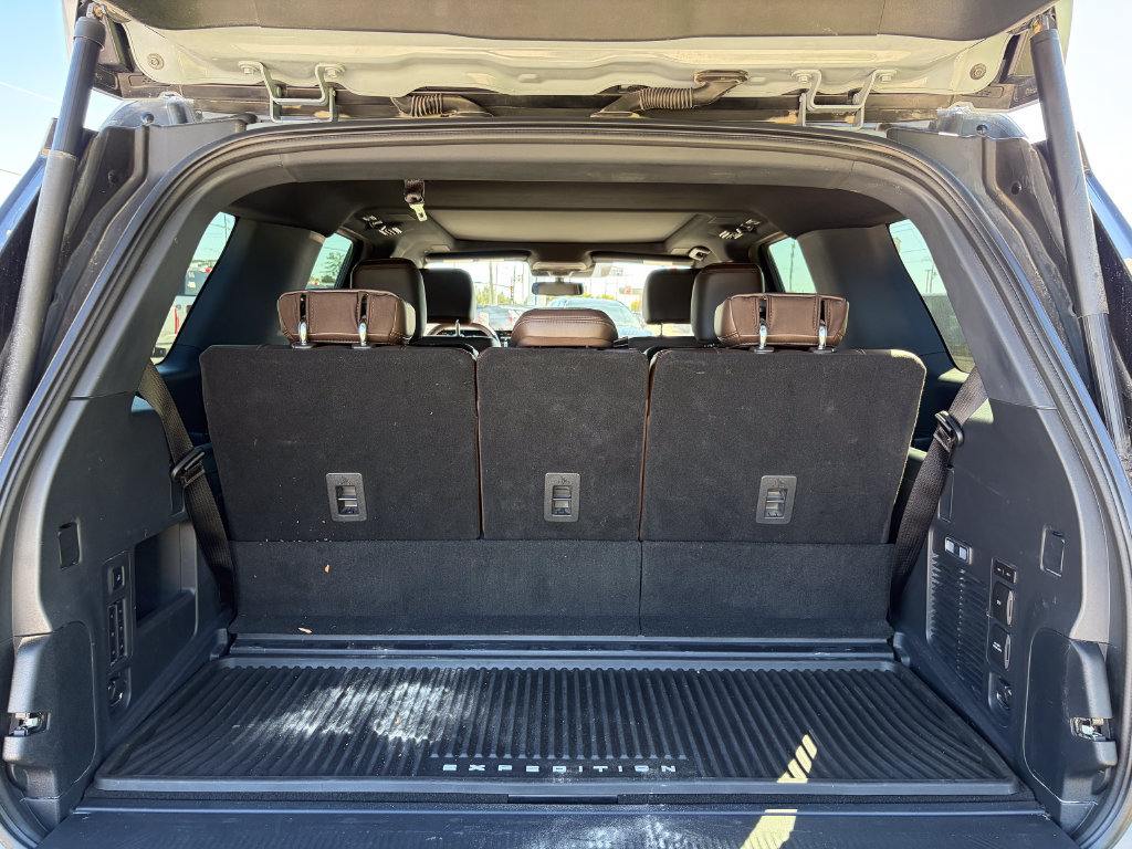 Certified 2025 Ford Expedition King Ranch AWD/4WD image 18