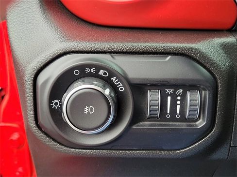 Certified 2022 Jeep Wrangler Unlimited Rubicon w/ LED Lighting Group image 18