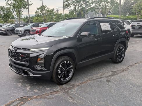New 2026 Chevrolet Equinox RS w/ Convenience Package III FWD image 3