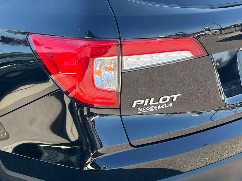 Used 2019 Honda Pilot Elite image 37