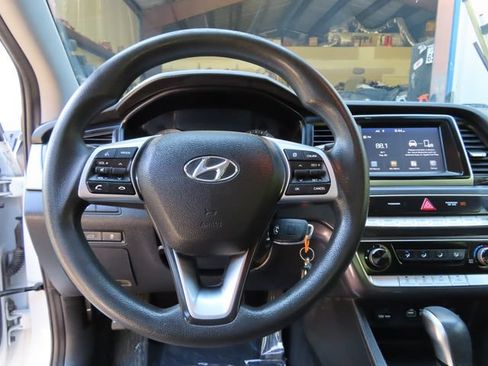 Used 2019 Hyundai Sonata SE FWD image 21