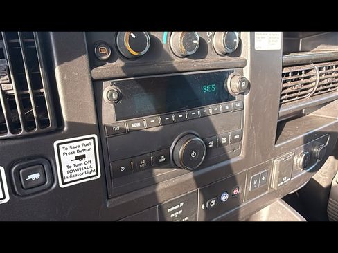 Used 2021 GMC Savana 3500 Extended w/ Power Convenience Package image 16