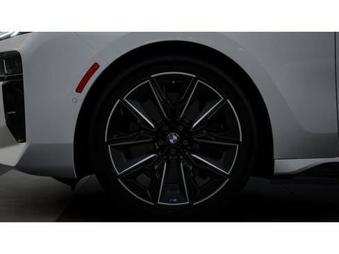 New 2026 BMW i7 eDrive50 w/ M Sport Package image 7