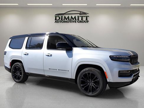 Used 2023 Jeep Grand Wagoneer Series III w/ Quick Order Packagew 28T image 6