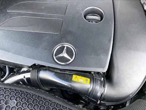 Certified 2022 Mercedes-Benz GLC 300 image 33