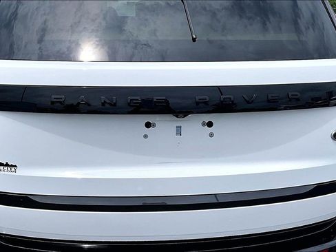 Used 2023 Land Rover Range Rover SE AWD/4WD image 26