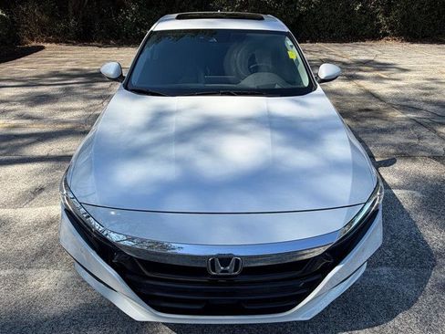 Used 2019 Honda Accord Touring image 14