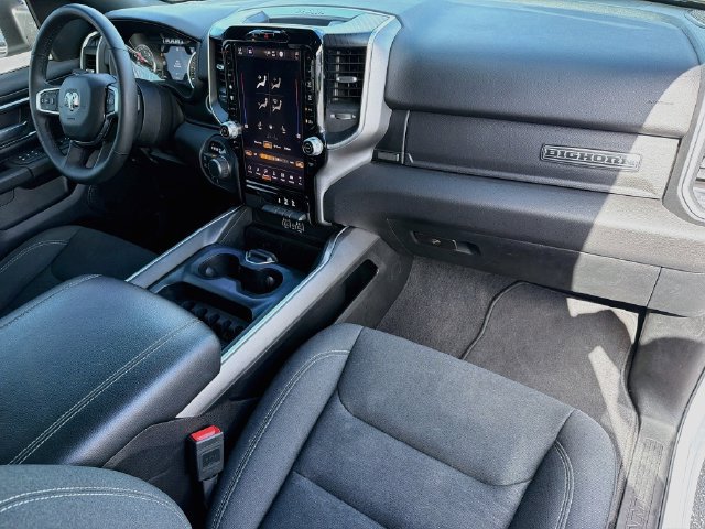 Used 2025 RAM 1500 Big Horn AWD/4WD image 31