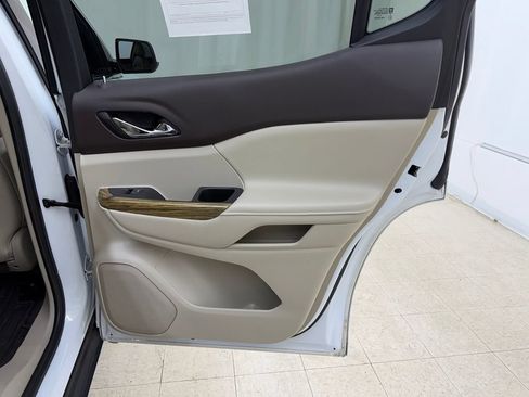 Used 2019 GMC Acadia Denali FWD image 14