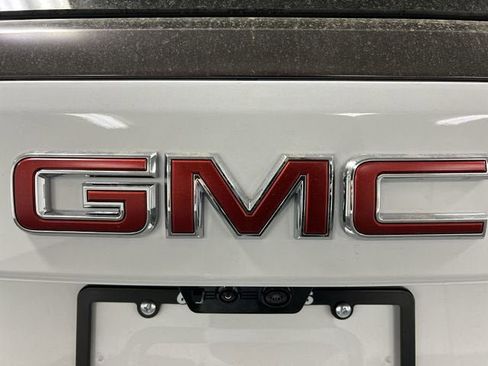 New 2026 GMC Yukon XL AT4 Ultimate w/ LPO, Floor Liner Package AWD/4WD image 32