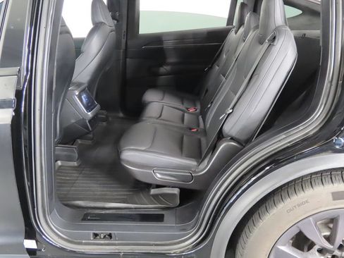 Used 2023 Tesla Model X AWD/4WD image 33