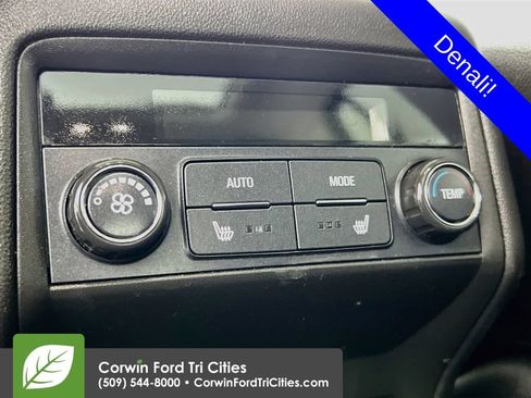 Used 2020 GMC Acadia Denali w/ Trailering Package AWD/4WD image 32