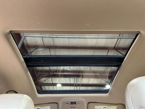 Used 2013 Buick LaCrosse Leather FWD image 37