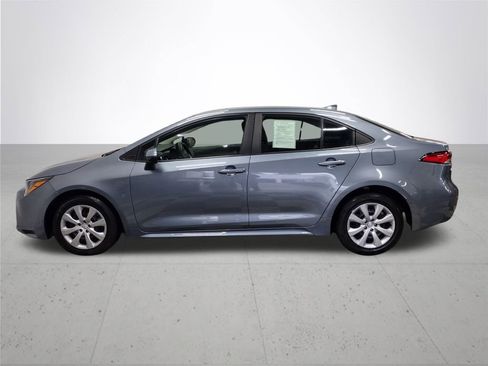 Used 2023 Toyota Corolla LE image 14