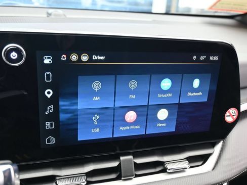 Used 2026 Chevrolet Equinox LT FWD image 18