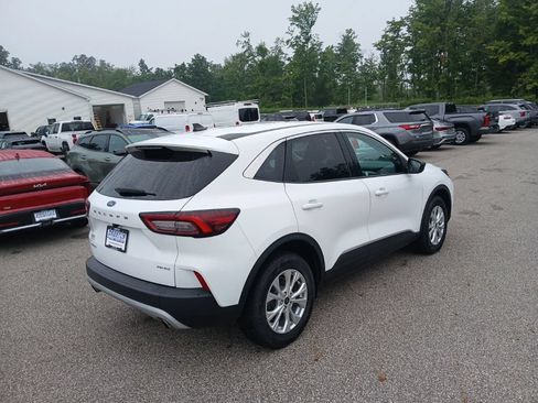 Used 2023 Ford Escape Active AWD/4WD image 6