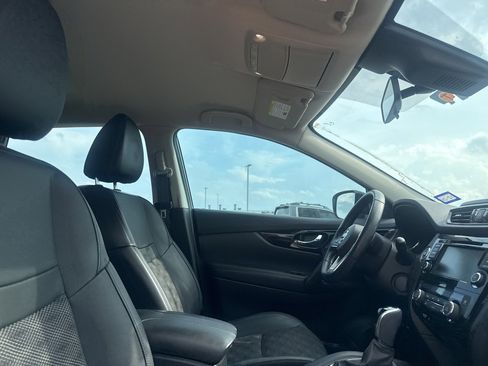 Certified 2022 Nissan Rogue Sport SV w/ Technology Package image 27