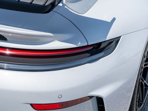 Certified 2026 Porsche 911 GT3 RWD image 16