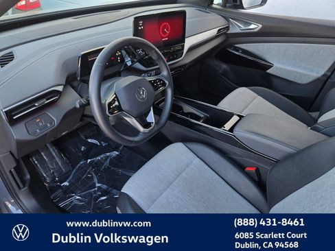 Used 2023 Volkswagen ID.4 Pro image 9