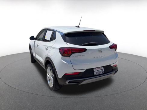 Used 2025 Buick Encore GX Preferred FWD image 11