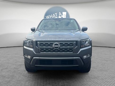 Used 2024 Nissan Frontier SV w/ SV Convenience Package RWD image 9
