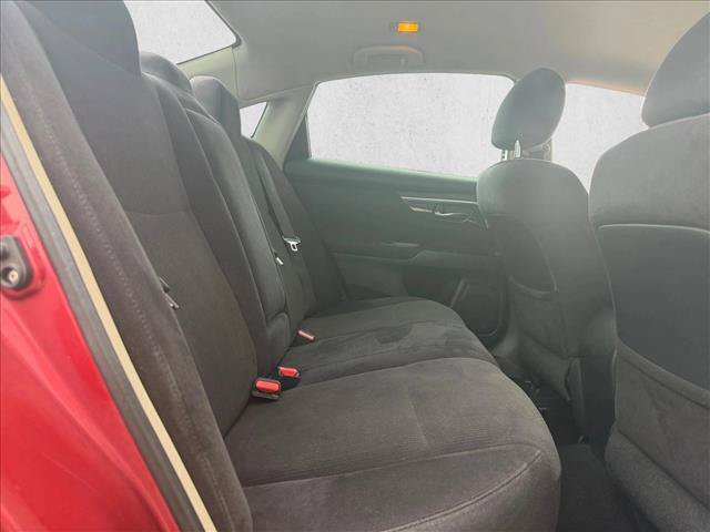Used 2013 Nissan Altima 2.5 S FWD image 19