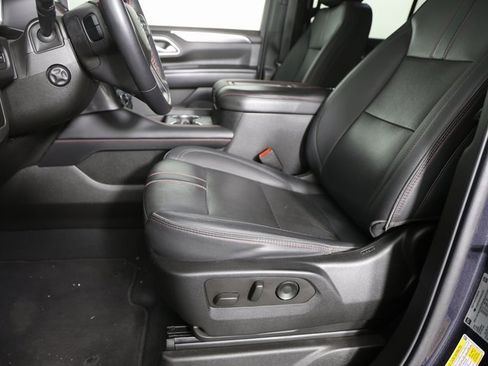 Used 2022 Chevrolet Tahoe Z71 w/ Luxury Package image 12