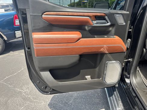 Used 2025 GMC Sierra 1500 Denali Ultimate AWD/4WD image 23