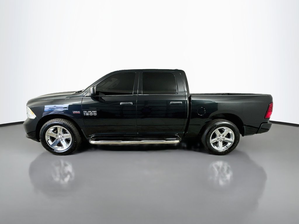 Used 2016 RAM 1500 Express RWD image 4
