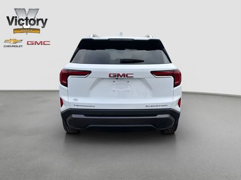 New 2026 GMC Terrain Elevation w/ Elevation Premium Package FWD image 5