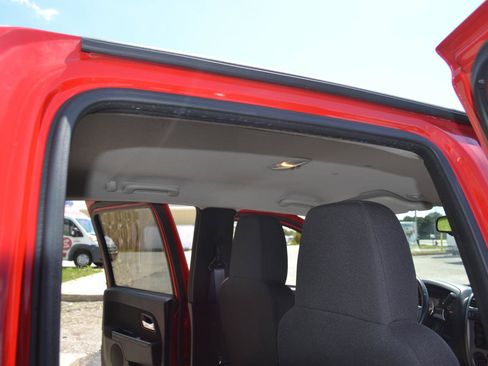 Used 2012 Chevrolet Colorado LT AWD/4WD image 21