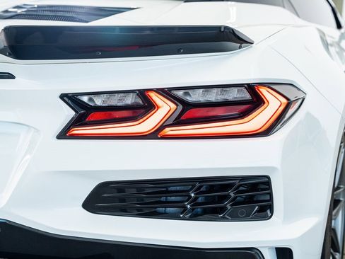 Used 2024 Chevrolet Corvette Z06 w/ LPO, Roadside Safety Package image 33