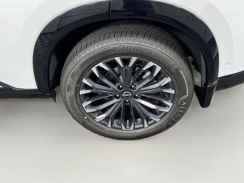 New 2025 Nissan Rogue Platinum w/ Platinum Premium Package image 26