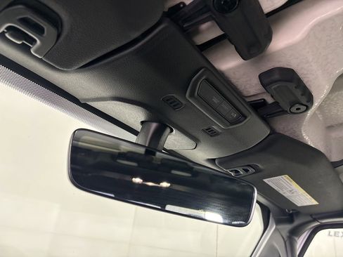 Used 2021 Jeep Gladiator Overland image 22