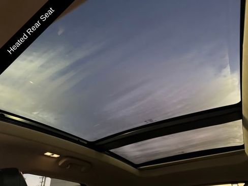 Used 2024 Lincoln Corsair AWD w/ Equipment Group 102A image 27