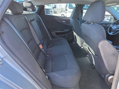 Used 2024 Chevrolet Malibu LT image 14