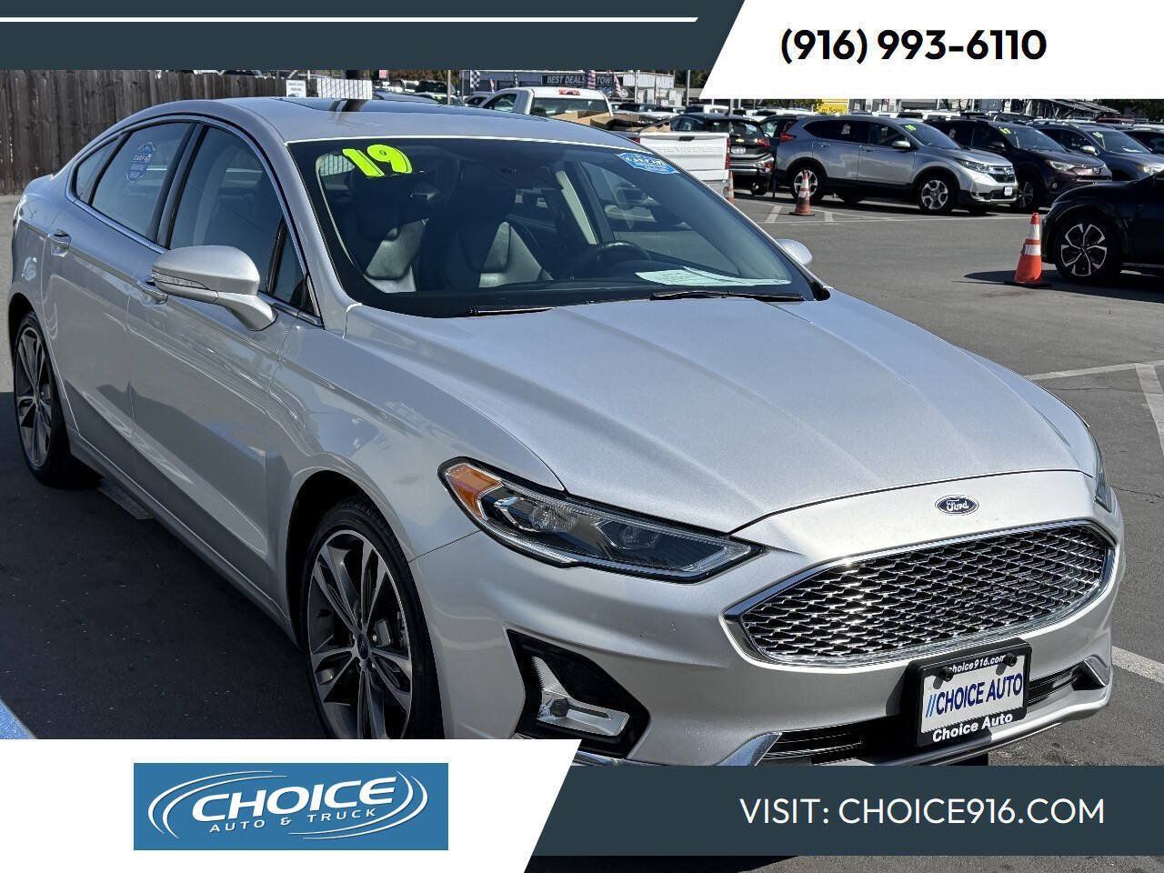 Used 2019 Ford Fusion Titanium FWD image 1