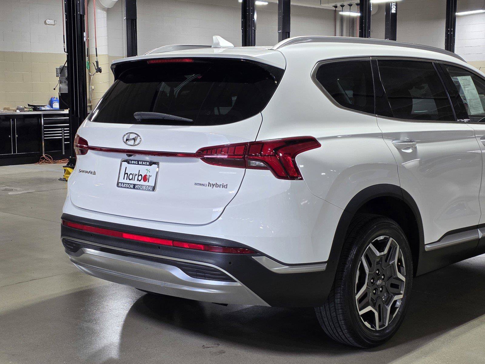 Used 2021 Hyundai Santa Fe Limited w/ Cargo Package AWD/4WD image 11