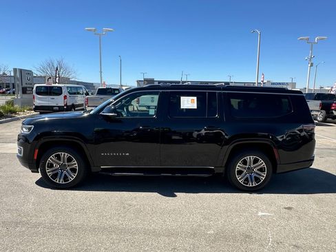 Certified 2023 Jeep Wagoneer L Series II image 3