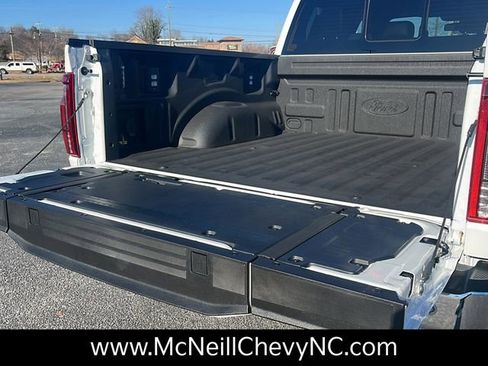 Used 2025 Ford F150 Lariat w/ Equipment Group 502A High image 30