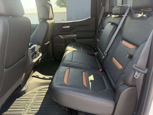 Used 2019 GMC Sierra 1500 AT4 w/ AT4 Premium Package AWD/4WD image 15