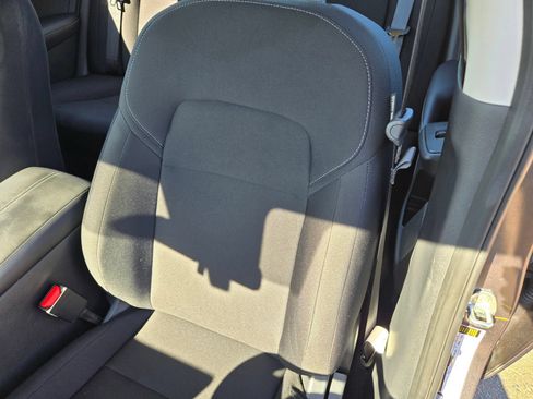 Used 2025 Nissan Sentra S FWD image 20
