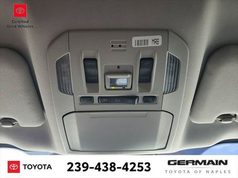 Certified 2020 Toyota Highlander XLE FWD image 35