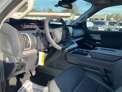 New 2026 Ford Expedition Max Active image 15