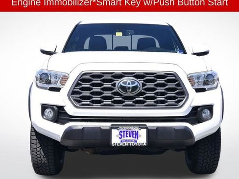 Used 2021 Toyota Tacoma TRD Off-Road AWD/4WD image 7