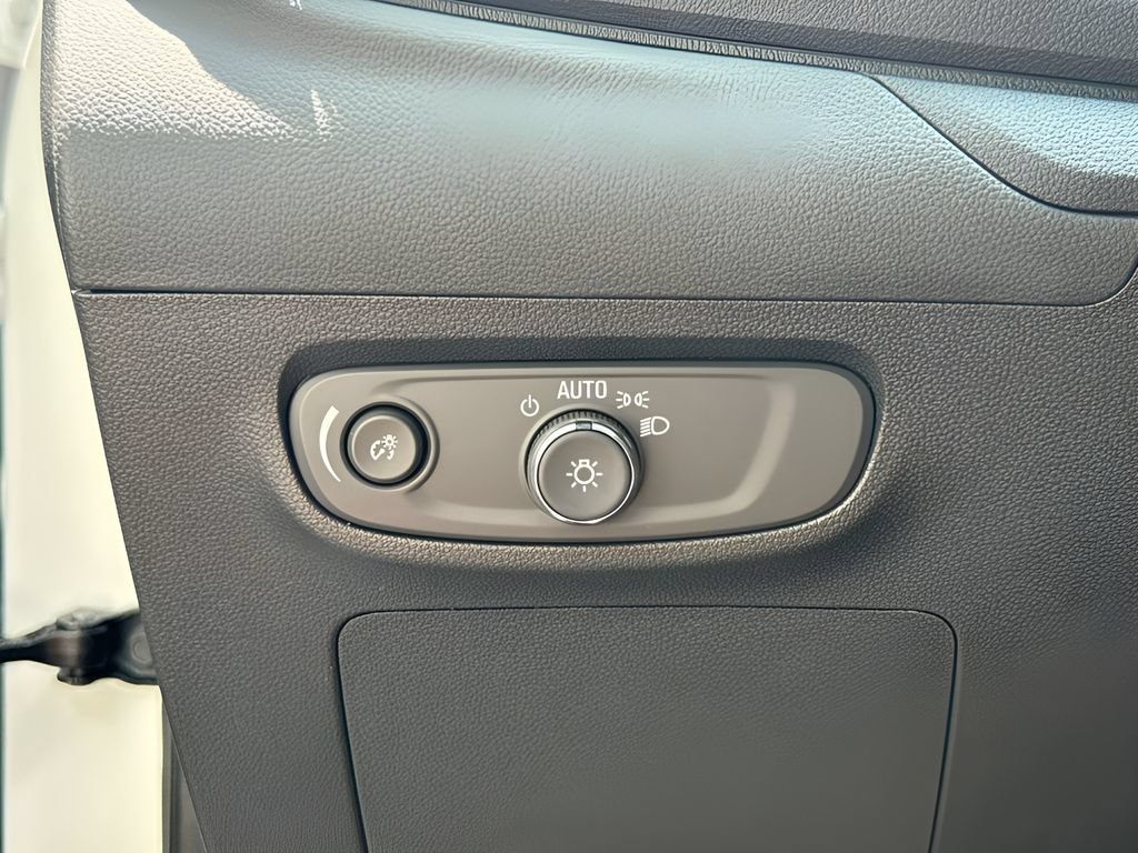 New 2026 Buick Encore GX Preferred FWD image 18
