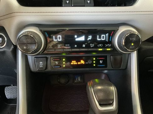 Used 2023 Toyota RAV4 Limited w/ Limited Grade Weather Package AWD/4WD image 17