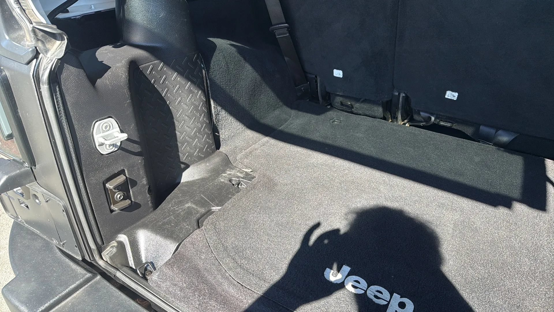 Used 2013 Jeep Wrangler Unlimited Sport AWD/4WD image 32